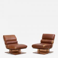 Pair of Space Age Lounge Chairs in Lucite and Leather 1960s - 1076860