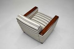 Pair of Striped Armchairs with Wooden Frame Europe 20th Century - 4174308