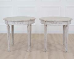 Pair of Swedish 20th Century Carved Round Tables - 4758066
