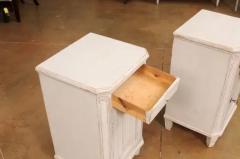 Pair of Swedish Gustavian Style 19th Century Painted Wood Nightstands Tables - 3558434