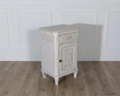 Pair of Swedish Neoclassical Painted Nightstands circa 1880 - 4336748