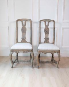 Pair of Swedish Rococo Period Dining Chairs with Vase Form Splats 18th Century - 4557965
