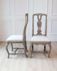 Pair of Swedish Rococo Period Dining Chairs with Vase Form Splats 18th Century - 4558029