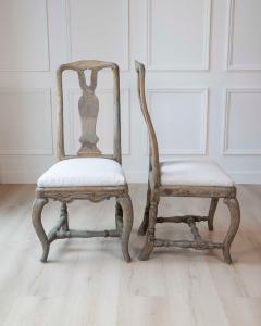 Pair of Swedish Rococo Period Dining Chairs with Vase Form Splats 18th Century - 4558039