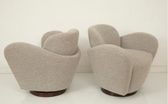 Pair of Swivel Lounge Chairs - 4107470