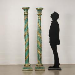 Pair of Tuscan Painted and Parcel Giltwood Columns Circa 1800 - 3584742