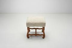 Pair of Upholstered Footstools with Curved Wooden Legs Europe Mid 20th Century - 4291234