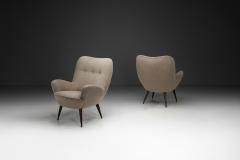 Pair of Upholstered Italian Armchairs with Tufted Buttons Italy 1950s - 4468982