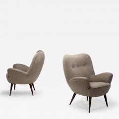 Pair of Upholstered Italian Armchairs with Tufted Buttons Italy 1950s - 4475410