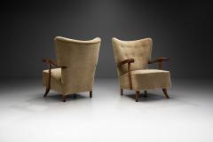 Pair of Upholstered Mid Century Modern Lounge Chairs Europe 20th Century - 3677521