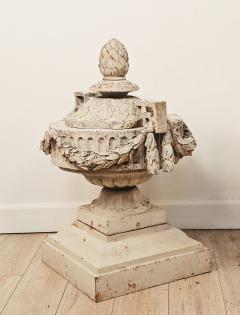 Pair of Val dOsne Belle poque Cast Iron Urns France early 20th century - 4324861