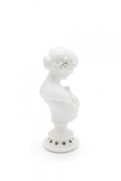 Pair of Victorian White Porcelain Female Bust - 4666815