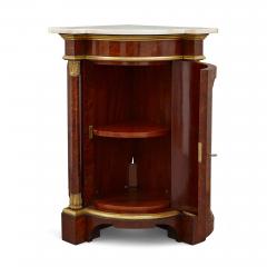 Pair of Victorian corner cabinets of Windsor Castle provenance - 2449102