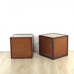 Pair of Vintage Cubes with Korean Printing circa 1980 - 4099276