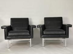 Pair of Vintage Leather Arm Chairs - 1390641