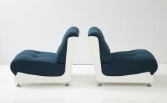 Pair of Vintage Lounge Chairs in the manner of Mario Bellini - 2959310