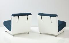Pair of Vintage Lounge Chairs in the manner of Mario Bellini - 2959311