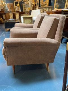 Pair of Vintage Upholstered Club Chairs - 4585915