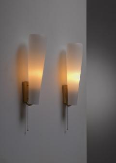 Pair of brass and opaline glass wall lamps - 3232586