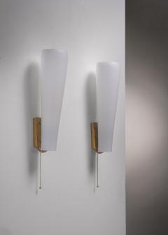 Pair of brass and opaline glass wall lamps - 3232587
