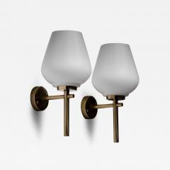 Pair of brass and opaline glass wall lamps - 4049406