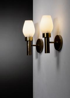 Pair of brass and opaline glass wall lamps - 4207027