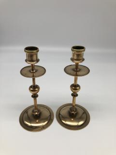 Pair of brass candlesticks - 2623908