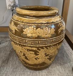 Pair of glazed ceramic Chinese export planters with a dragon motif and Greek key - 3287509