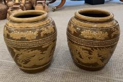 Pair of glazed ceramic Chinese export planters with a dragon motif and Greek key - 3287511