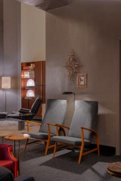 Pair of handcrafted Italian armchairs of the 1950s in beech and grey alpaca - 3468353