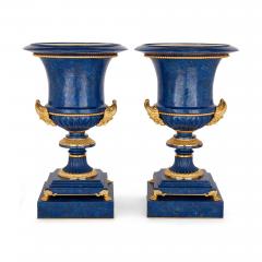 Pair of lapis lazuli and ormolu mounted Medici vases after Galberg - 2841487