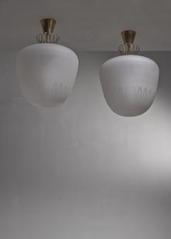 Pair of large frosted glass and brass pendants - 3286311