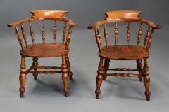 Pair of mid 19th century birch smokers bow Windsor or Captain s chairs - 4757101