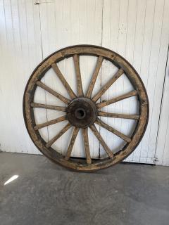 Pair of monumental wagon wheels from France - 4245125