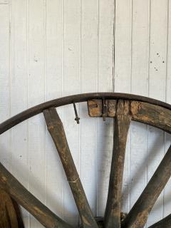 Pair of monumental wagon wheels from France - 4245129