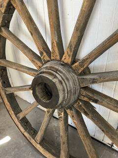 Pair of monumental wagon wheels from France - 4245131