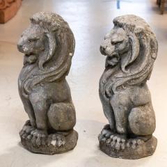 Pair of stone lion garden ornaments - 1757227