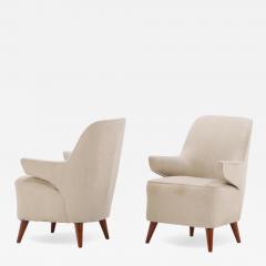 Pair of upholstered lounge chairs circa 1950 having floating arms and new fabric - 3570145