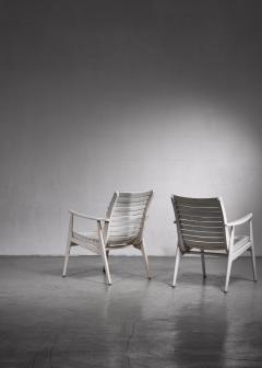 Pair of white slat chairs - 1719619