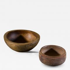 Pair of wooden folk art bowls - 3483666