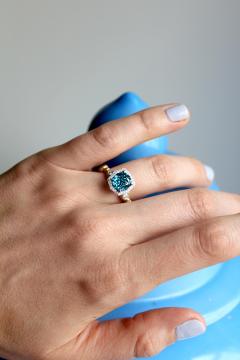 Pamela Froman Flashy Fancy Blue Zircon White Diamond One of a Kind Gold Ring Pamela Froman - 4701263