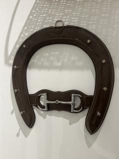 Paolo Gucci 1970s Gucci Leather Horseshoe Wall Hanging - 3457220