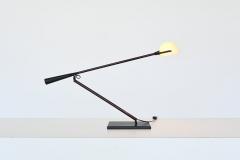 Paolo Rizzatto Paolo Rizzatto model 613 desk lamp in red Arteluce Italy 1975 - 4001539