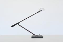 Paolo Rizzatto Paolo Rizzatto model 613 desk lamp in red Arteluce Italy 1975 - 4001550