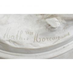 Paris Porcelain Sculpture Portrait of a Woman Grappilleuse Signed - 3007706