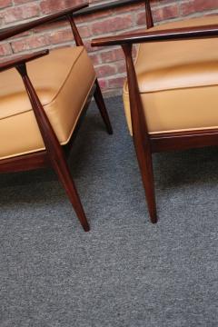 Paul McCobb Pair of Paul Mccobb Stained Maple Lounge Chairs - 3418426