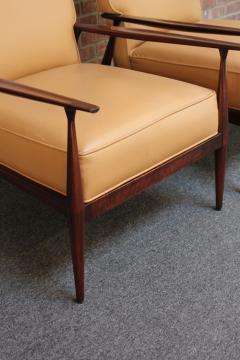 Paul McCobb Pair of Paul Mccobb Stained Maple Lounge Chairs - 3418427