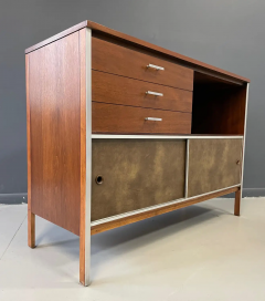 Paul McCobb Paul McCobb Credenza for Calvin Furniture With 3 Drawers and 2 Sliding Doors - 2547860