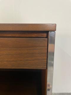 Paul McCobb Paul McCobb Pair of Cabinets in Walnut and Aluminium - 3650207