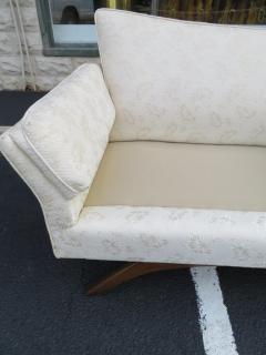 Paul McCobb Stunning Paul McCobb Style Bowtie Design Sofa Splayed Leg Midcentury - 1488491